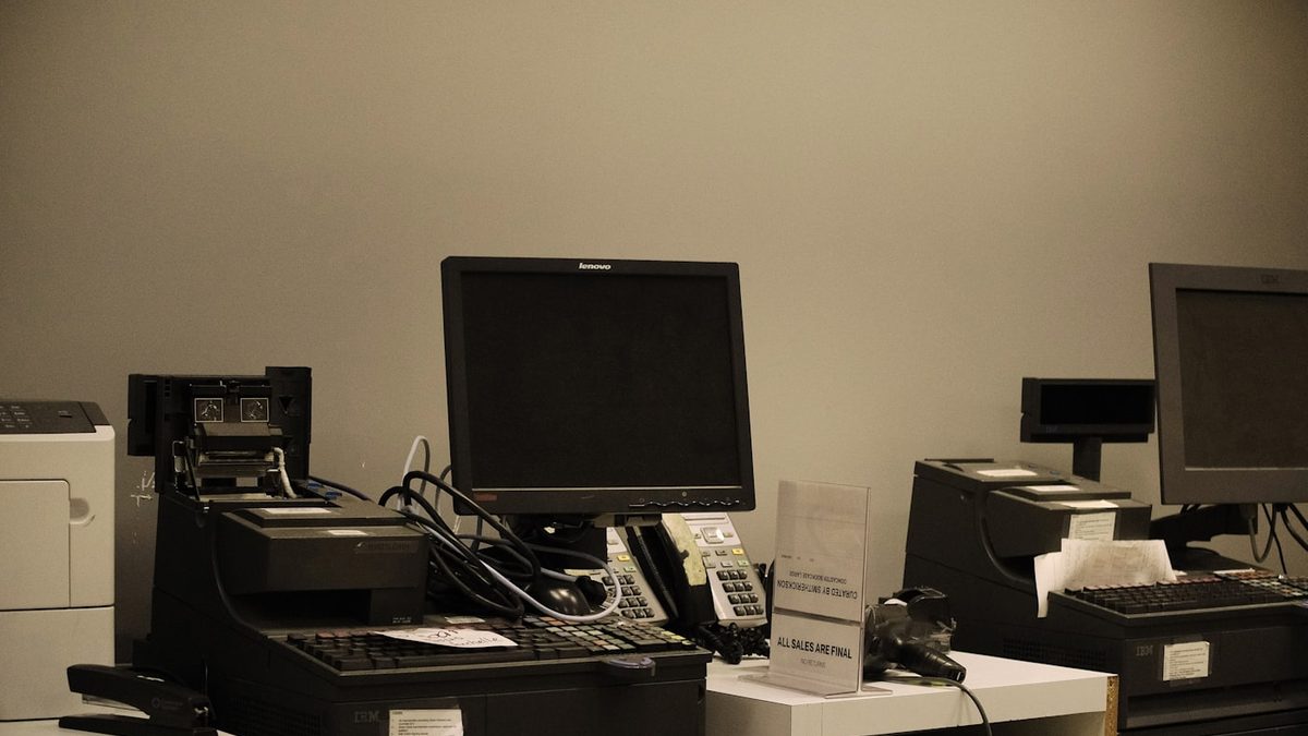 Alarms, Fax and Card Terminals After the Switch-Off